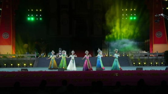 (草稿)“大地情深”全国优秀群众文艺作品湖北省内示范巡演首站在宜昌秭归举行 定稿830.png